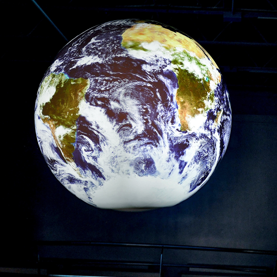 Patterns and cycles field trip program with Science on a Sphere